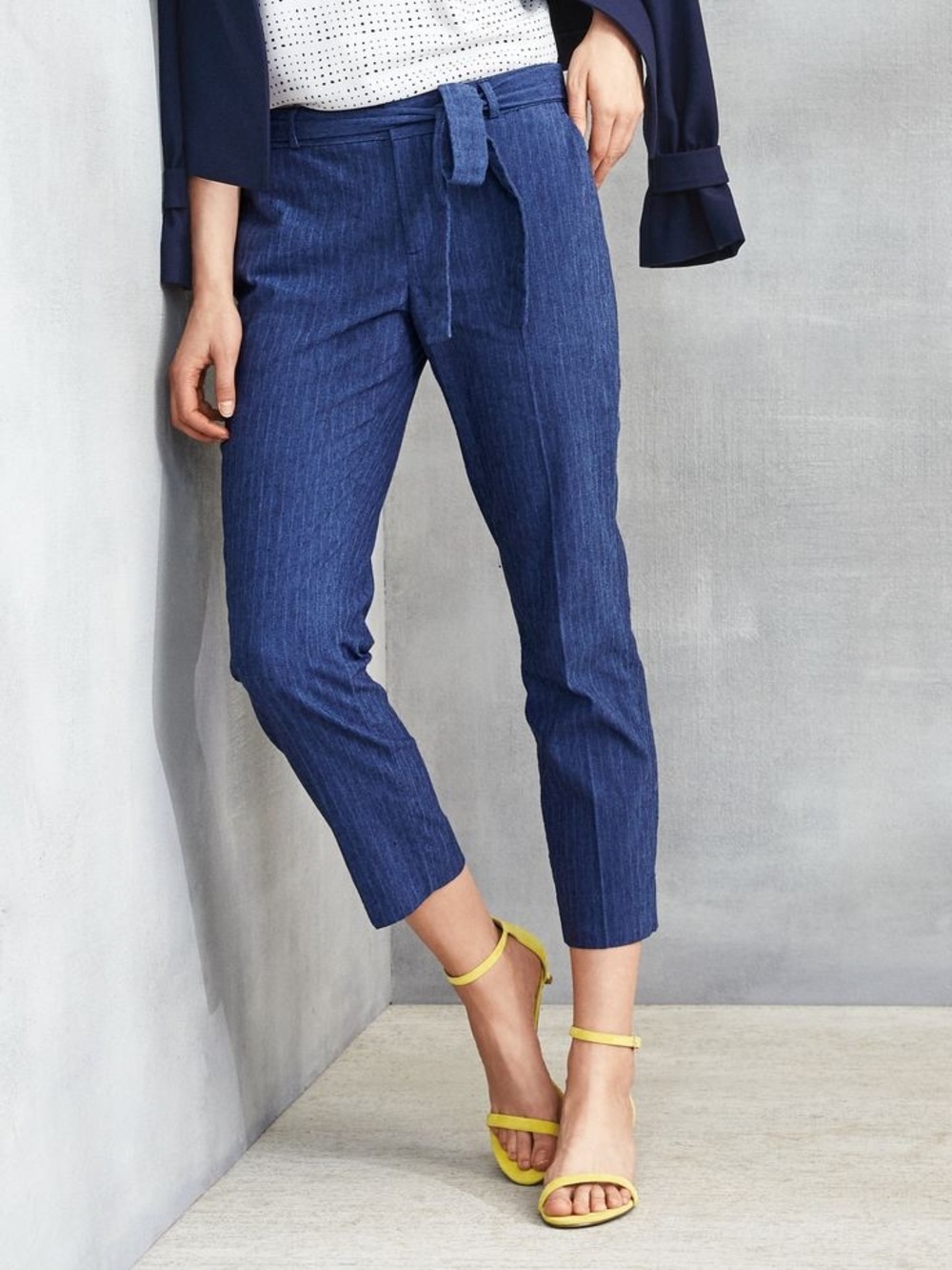 Banana Republic Avery Linen Blend Crop Pants Tie Blue Striped Size 10